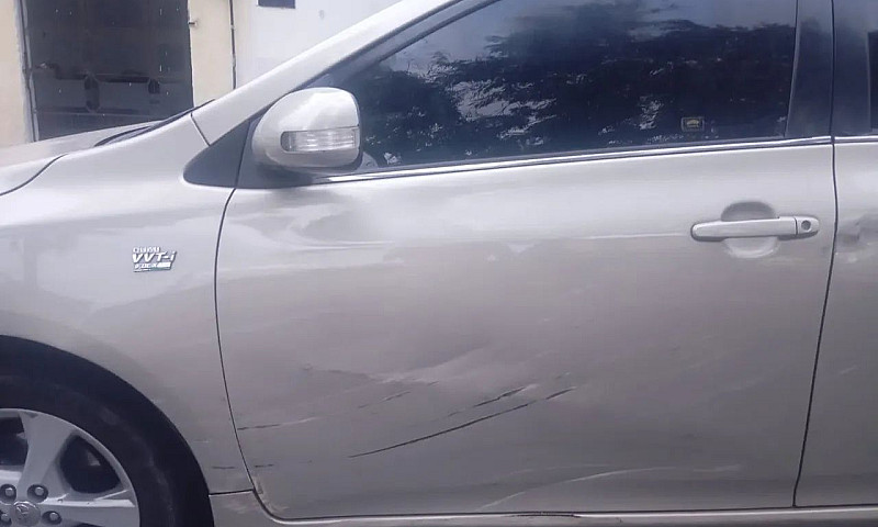 Toyota Corolla Xei 2...