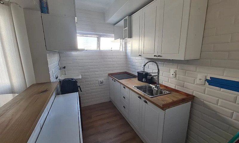 Apartamento De 1 Qua...