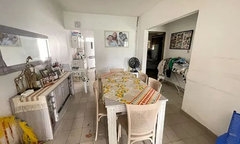 Casa No Peixoto...