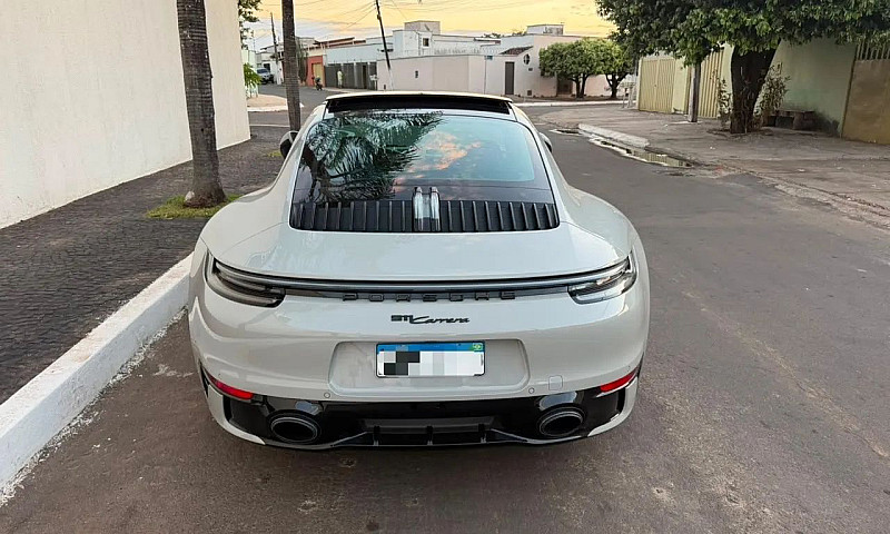 Porsche 911 Carrera ...