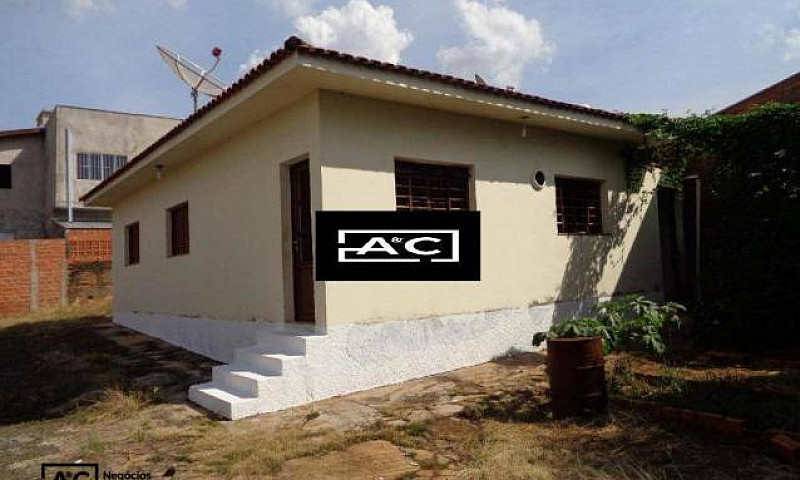 Casa Com 3 Dormitóri...