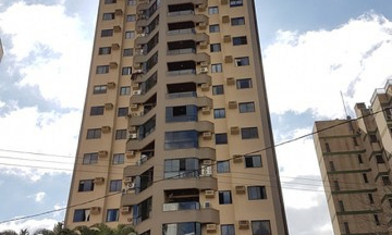 Apartamento Semimobi...