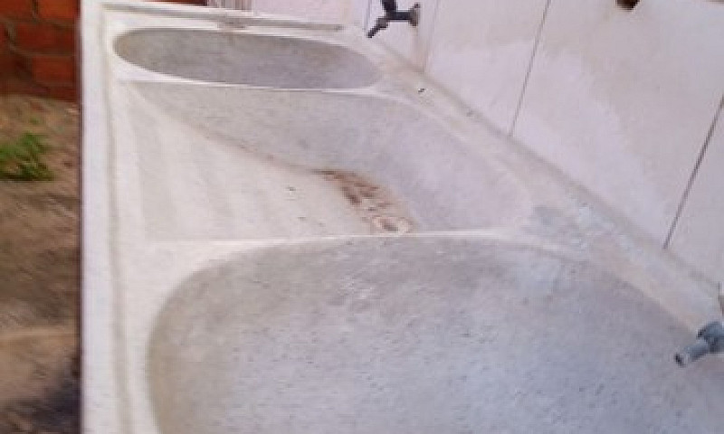 Vende-Se Casa Quitad...
