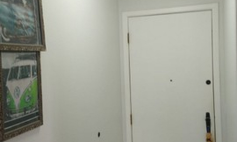 Apartamento Semimobi...