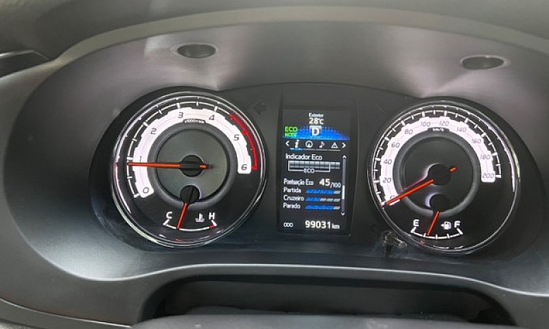 Toyota Hilux Srx 4X4...