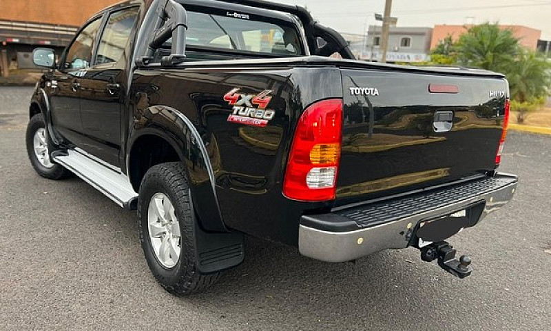 Hilux Cd Srv 4X4 Die...
