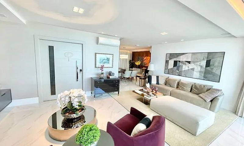 Apartamento De 4 Qua...