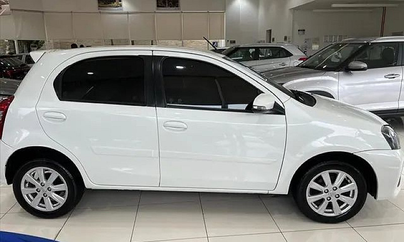 Toyota Etios 1.5 X P...