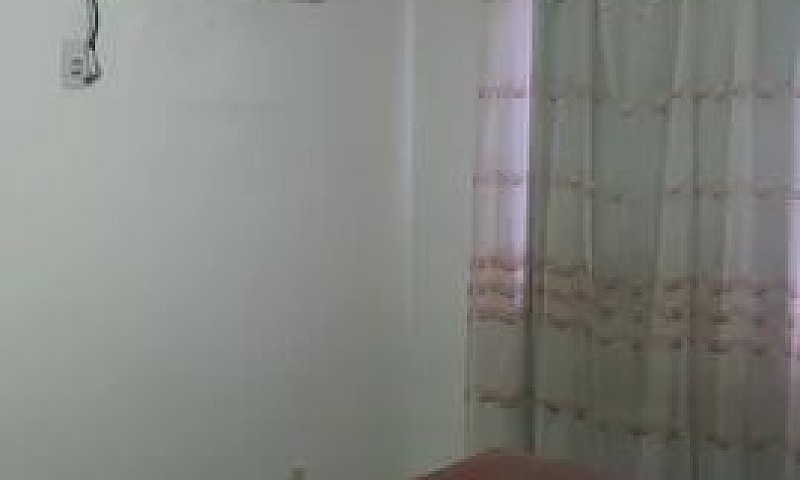 Ca- Alugo 1/4 Mobili...