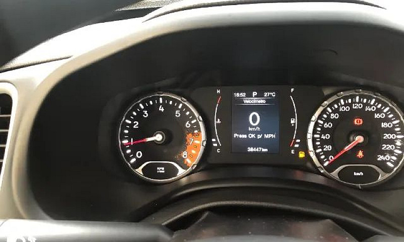 Jeep Renegade 1.8 4X...