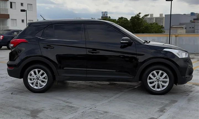 Hyundai Creta Action...