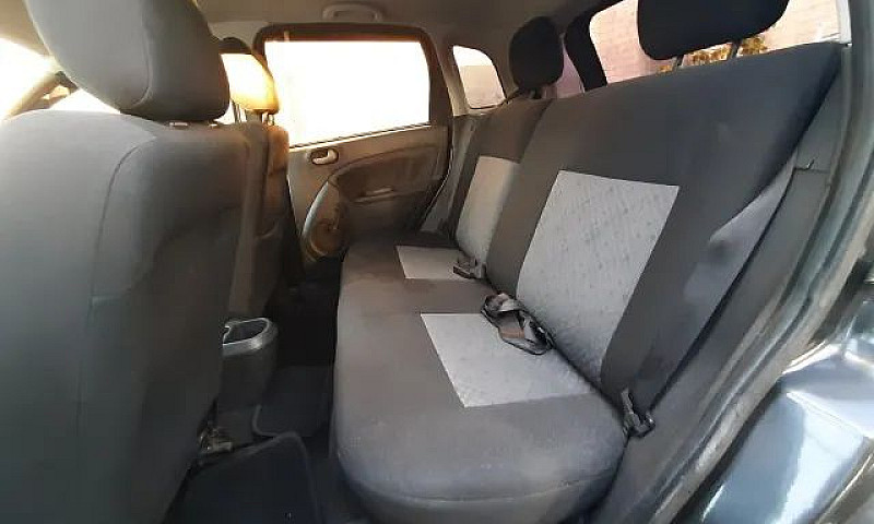 Ford Fiesta 1.6 8V F...