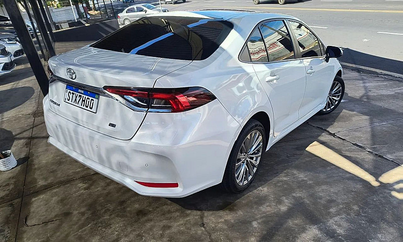 Toyota Corolla Xei 2...