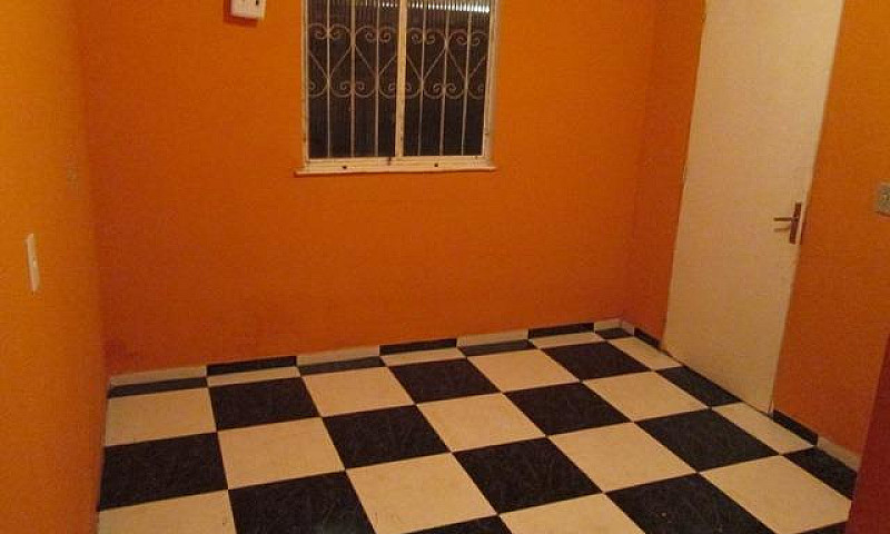 Quitinete Com Garage...