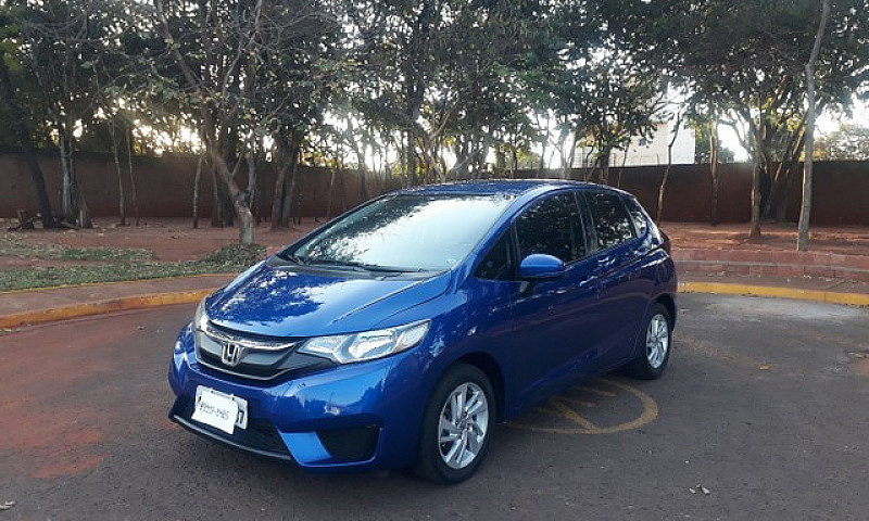 Honda Fit Lx 14/15...