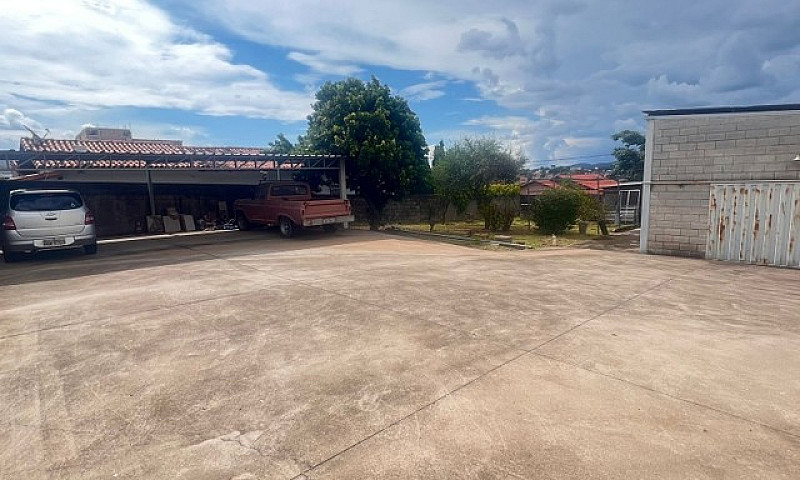 Lote / Terreno Com 3...