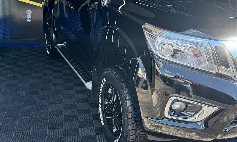 Nissan Frontier Le C...