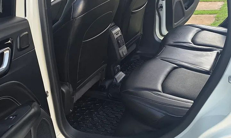 Jeep Compass S T270 ...