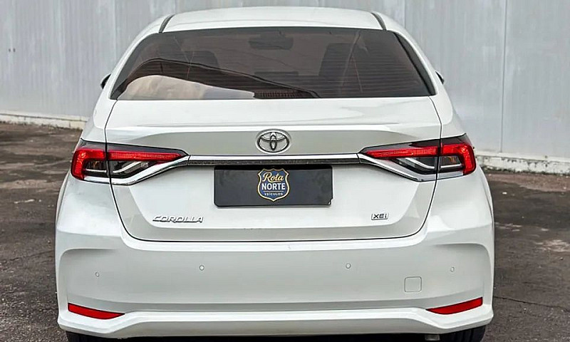 Toyota Corolla Xei 2...