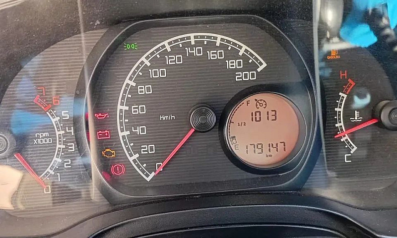 Fiat Strada Working ...