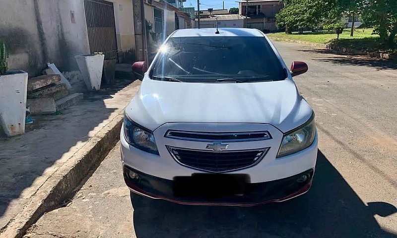 Chevrolet Onix Hatch...
