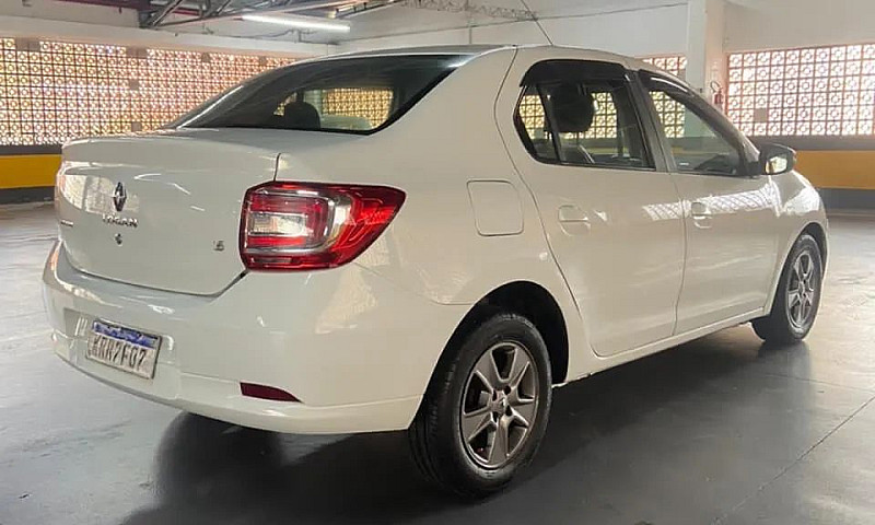 Renault Logan Expres...