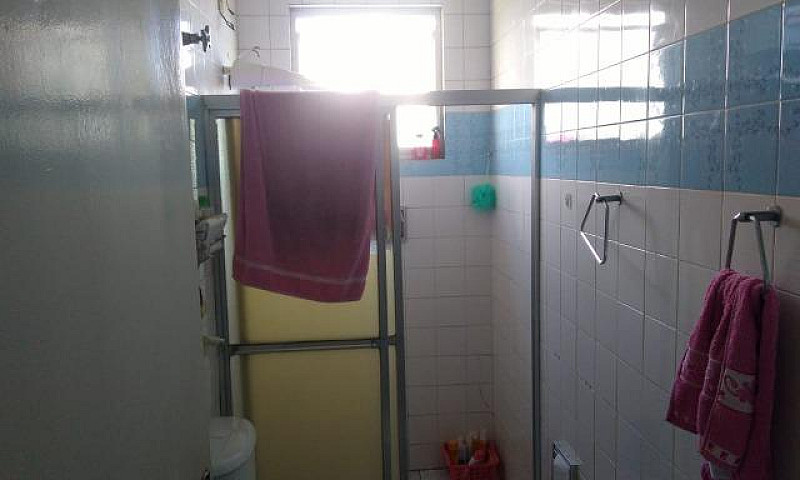 Alugo Apartamento...