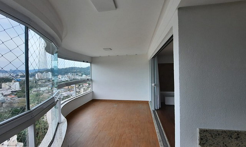 Apartamento Com Arqu...