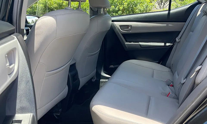 Toyota Corolla Xei 2...