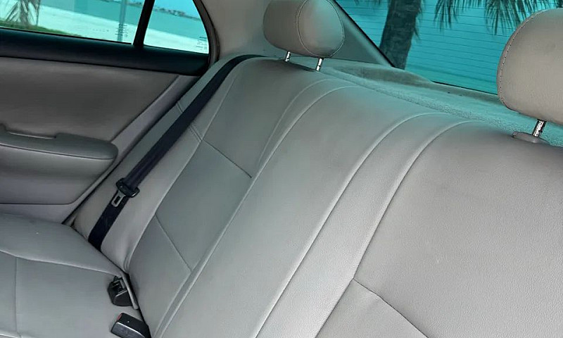 Toyota Corolla Xei 1...