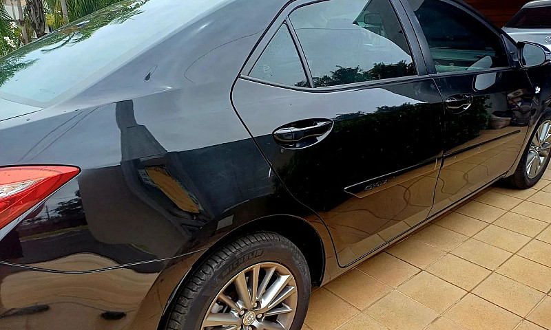 Toyota Corolla Xei 2...
