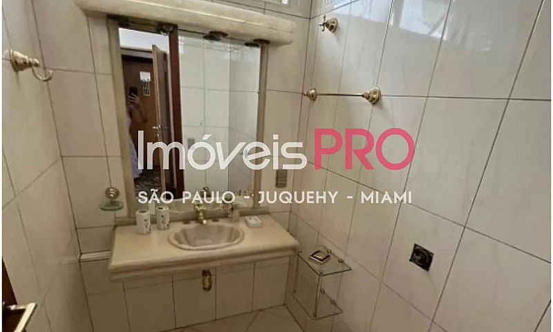 Apto De 200M² Com 3 ...