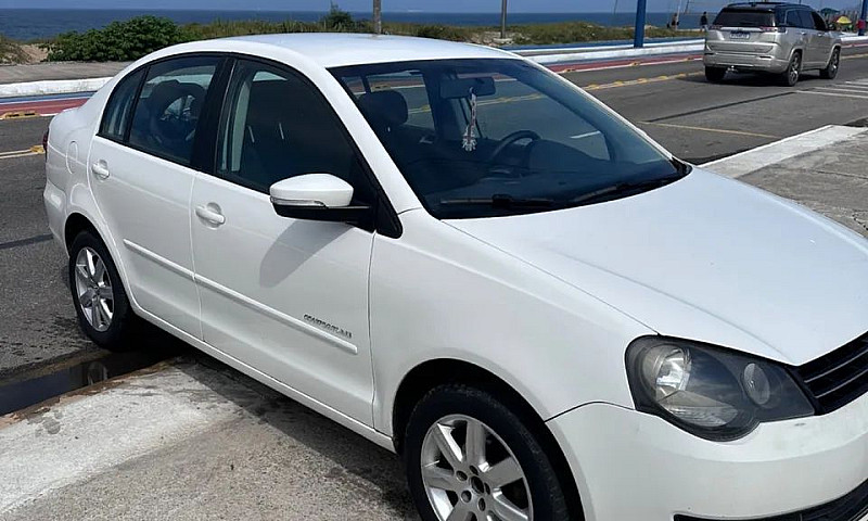Volkswagen Polo Sed....