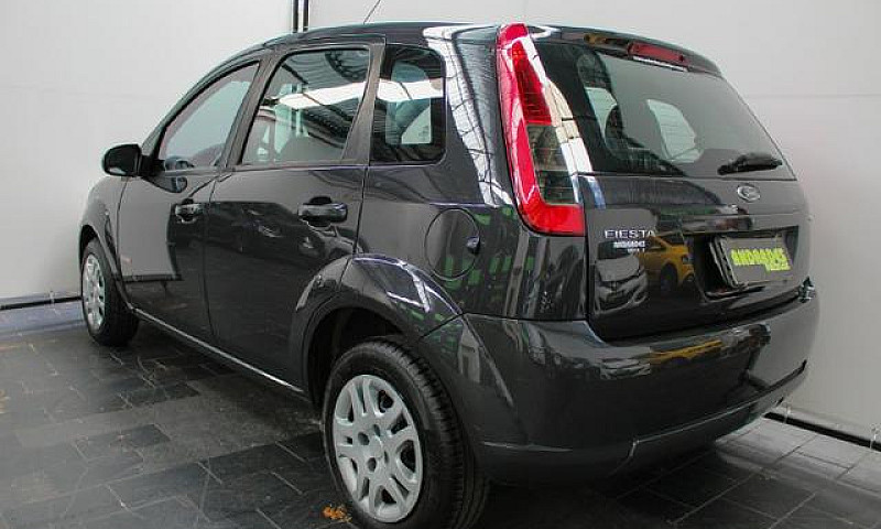 Ford Fiesta 1.6 Flex...