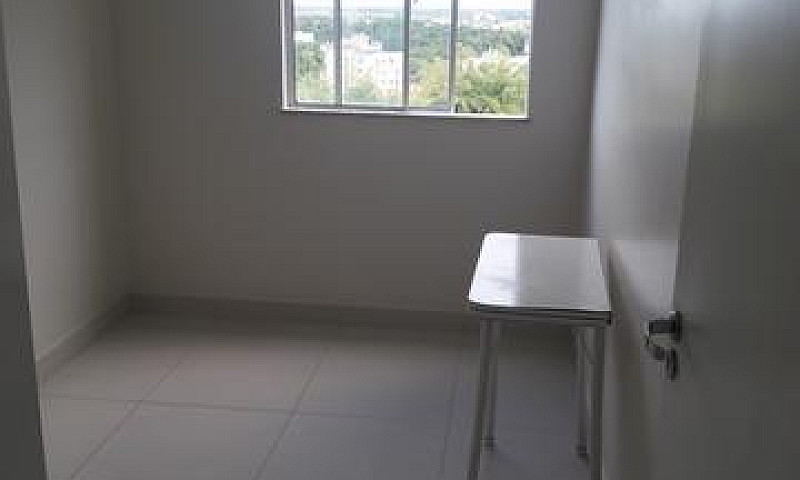 Apartamento De 2/4 D...