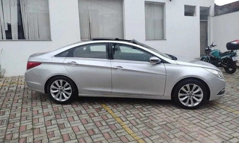 Hyundai Sonata - 201...