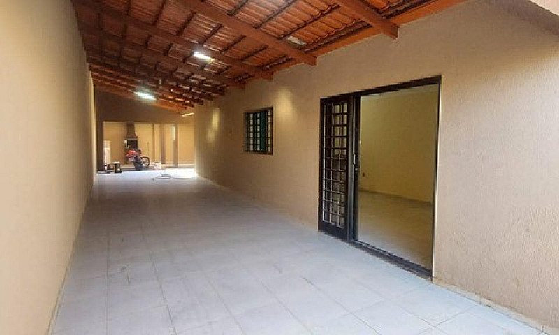 Casa 2/4  Com Suite ...