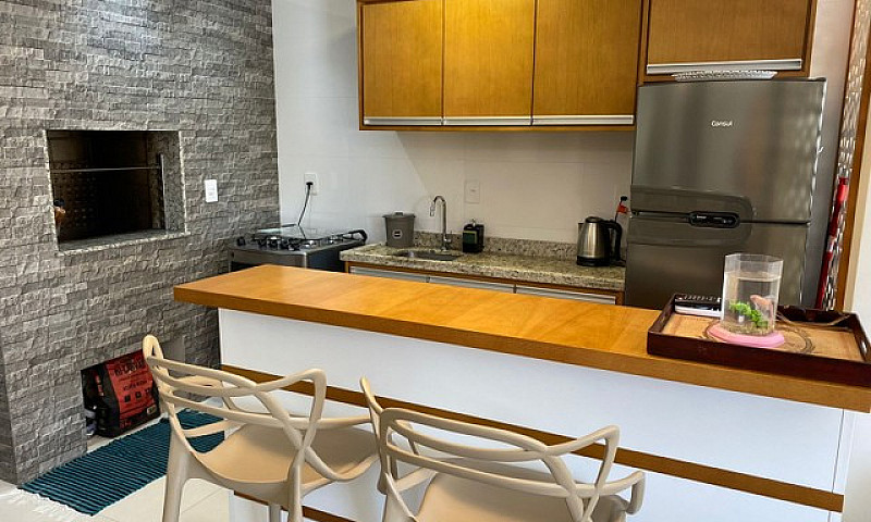 Apartamento 300 Metr...