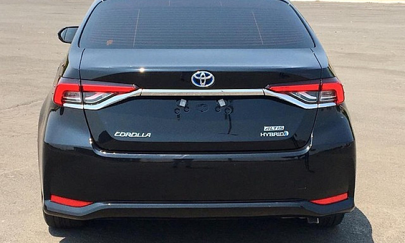 Toyota Corolla Altis...