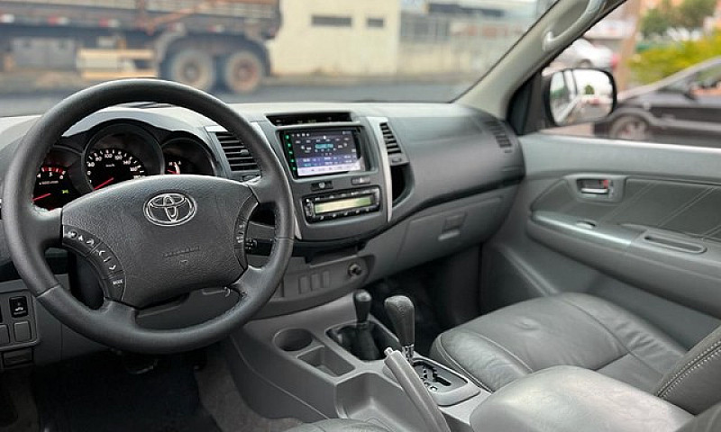 Hilux Cd Srv 4X4 Die...