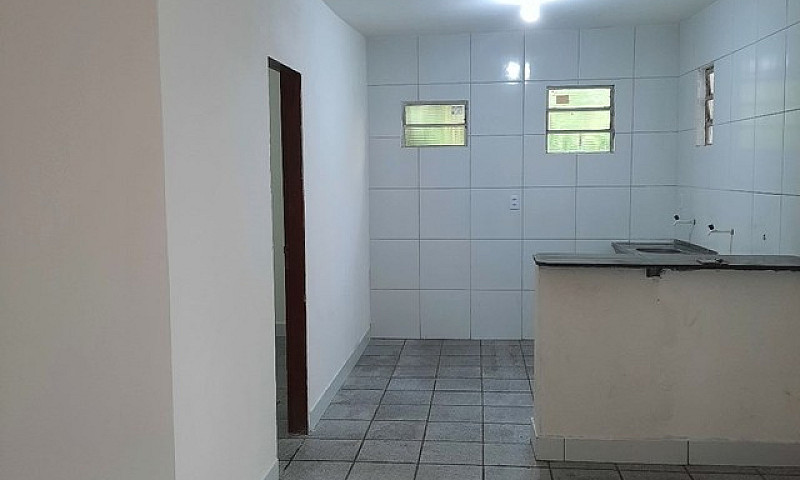 Kitnet Na Cidade Dos...