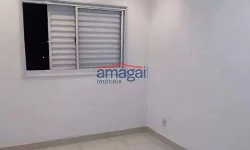 Apartamento De 2 Qua...