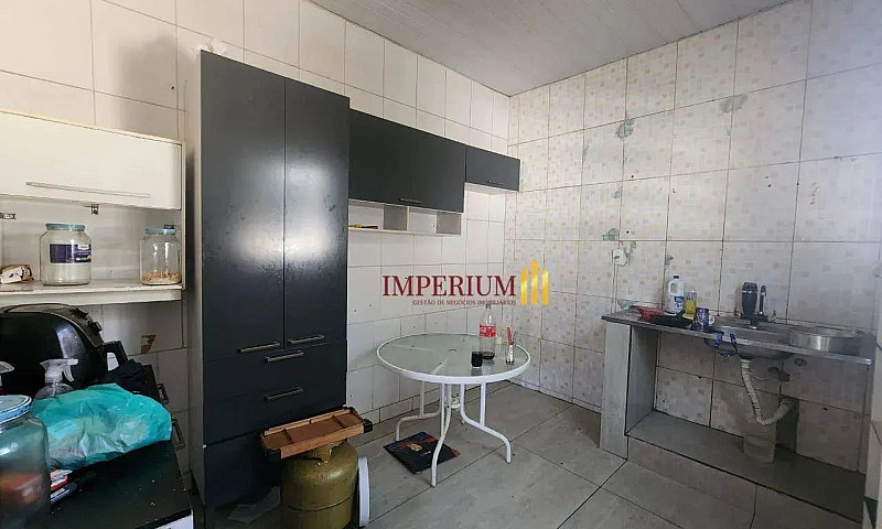 Casa Com 2 Dormitóri...