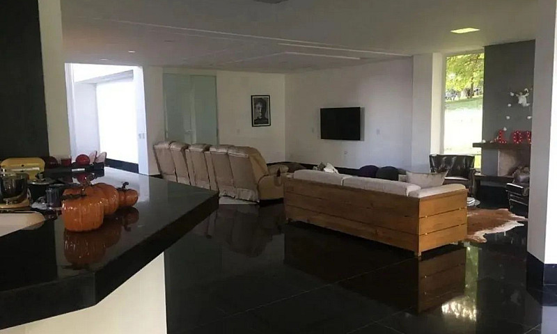 Sobrado Aldeia Do Va...