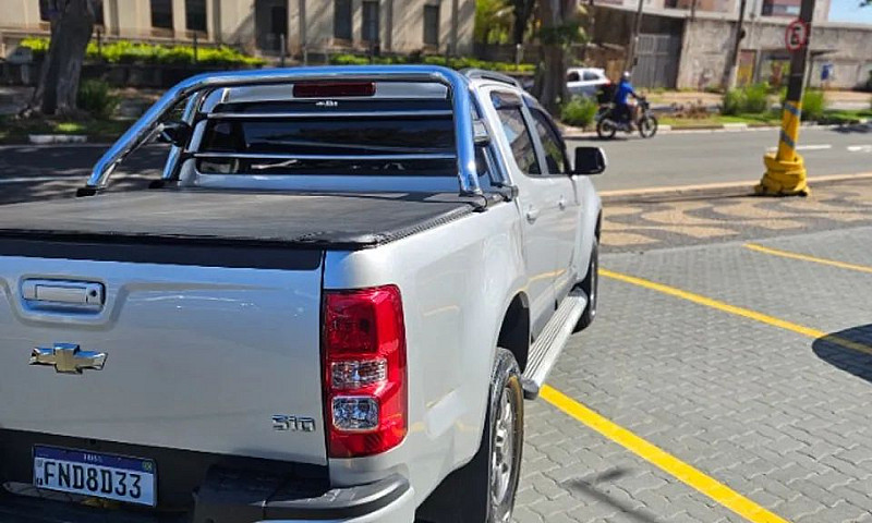 Chevrolet S10 P-Up A...