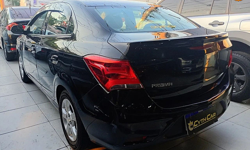 Chevrolet Prisma Sed...