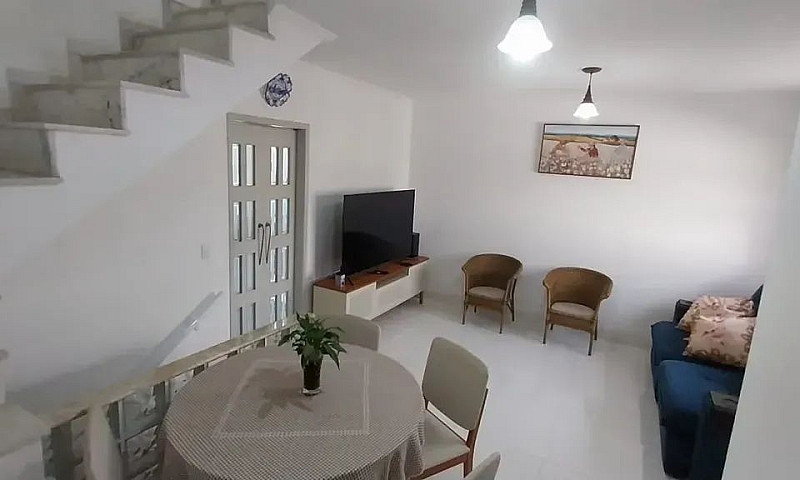 Casa De Condomínio P...