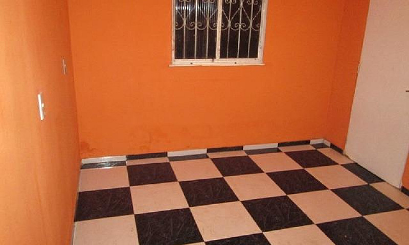 Quitinete Com Garage...