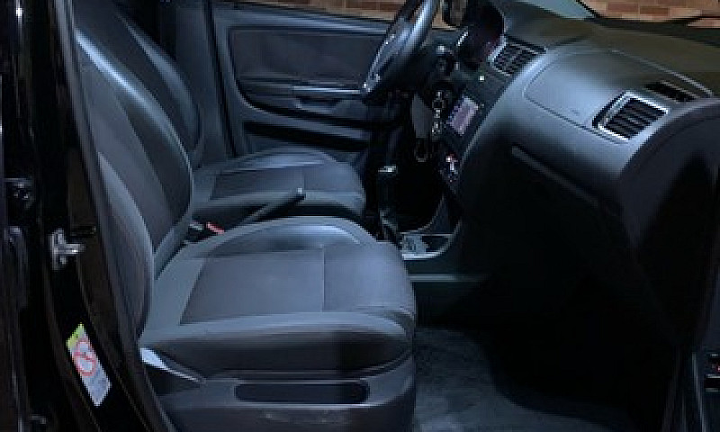 Volkswagen Fox 1.6 8...