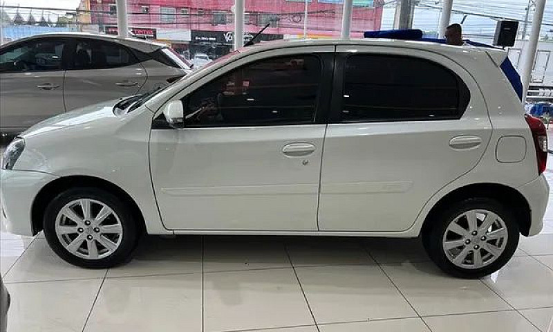 Toyota Etios 1.5 X P...